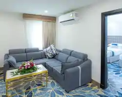 Season Star Hotel thumbnail